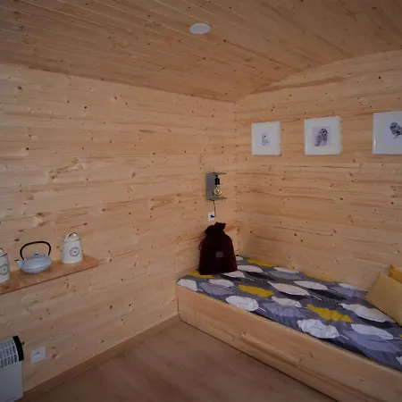 ベッド・アンド・ブレックファスト Le Camp Du Fauconnier La Pommeraie-sur-Sèvre