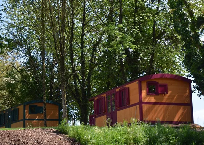 B&B Le Camp Du Fauconnier