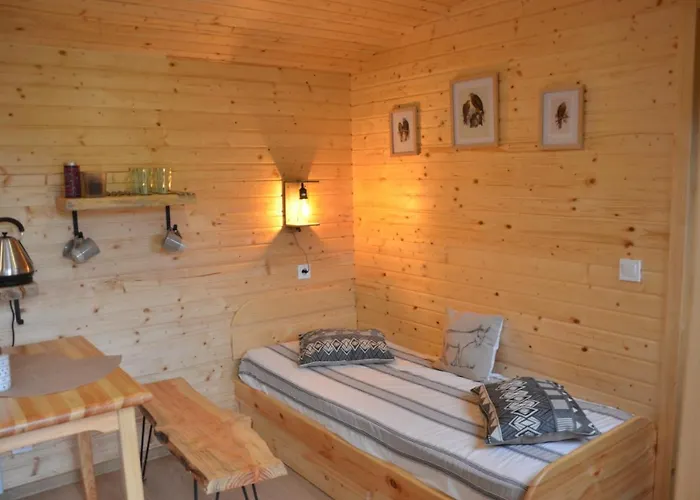 B&B Le Camp Du Fauconnier 3*